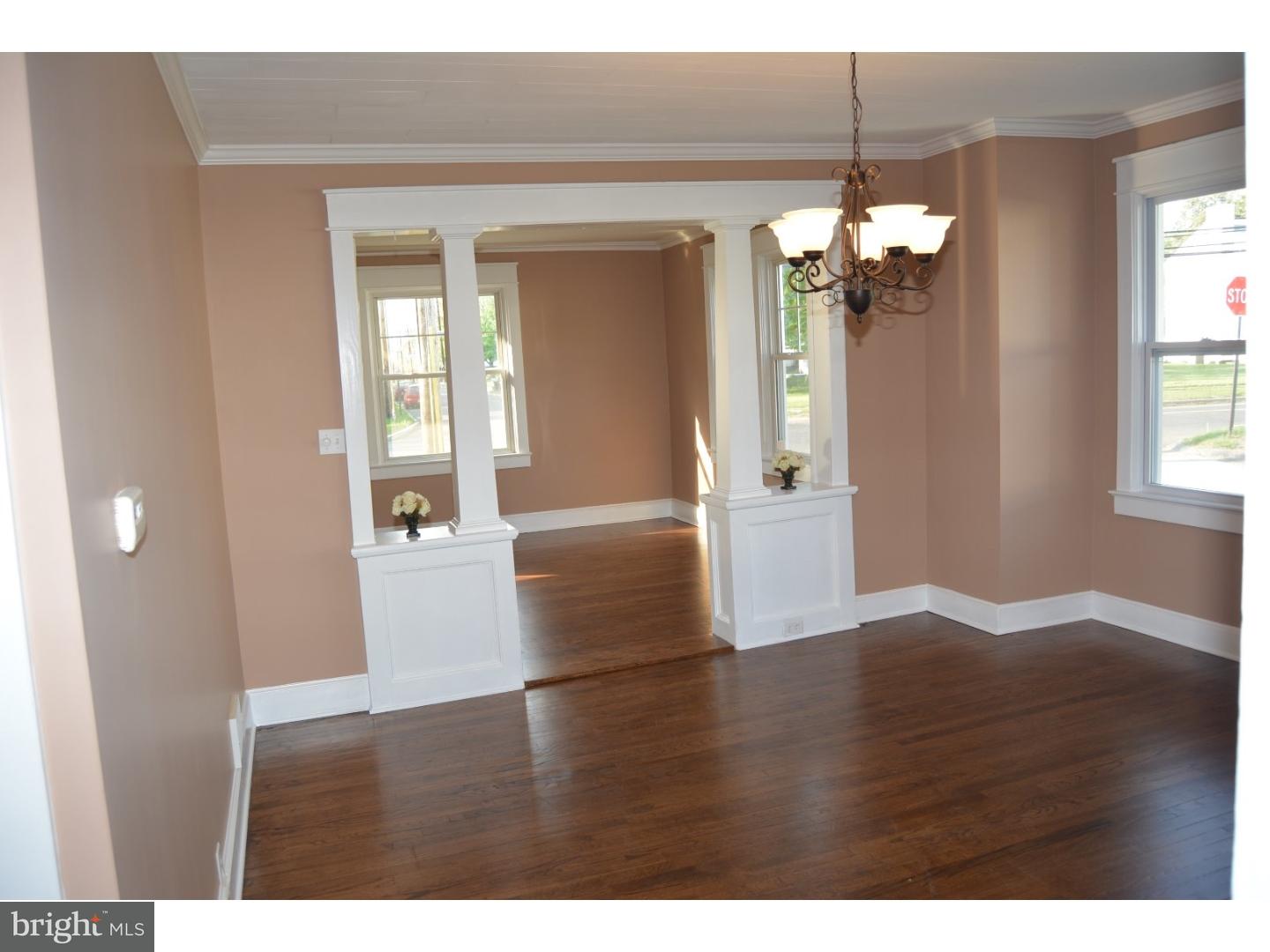 901 Beverly Road Burlington, NJ 08016 - Photo 5 of 20 Dining Room