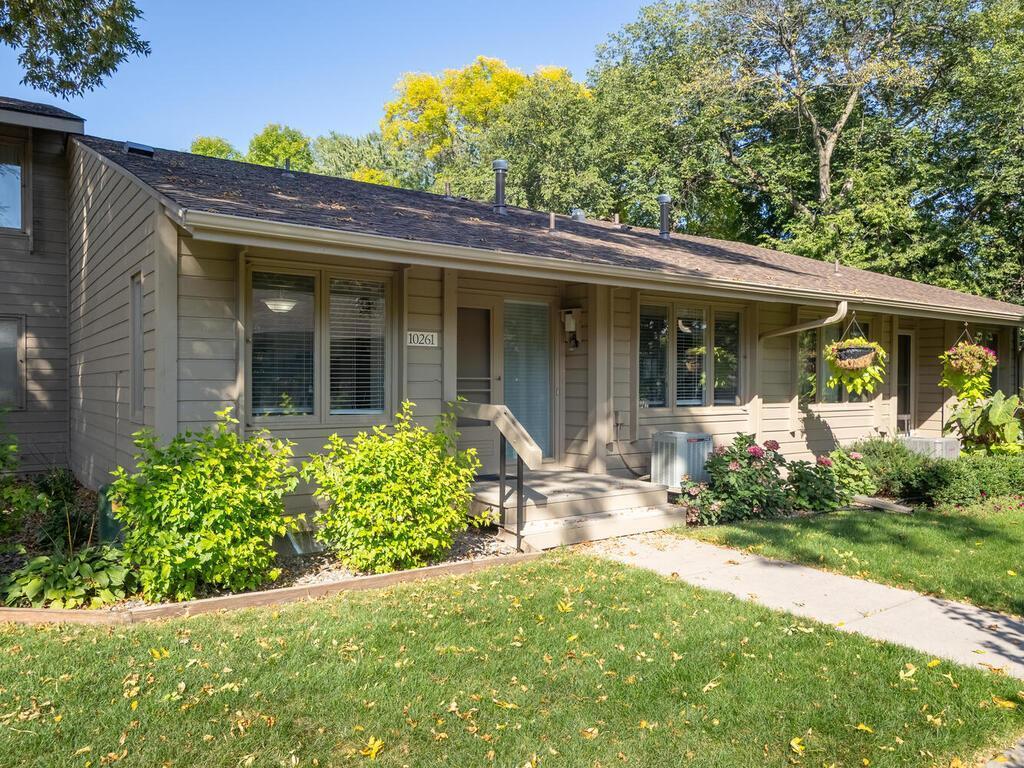 10261 Scarborough Road Bloomington, MN 55437 - Photo 1 of 1 Gallery Image 1
