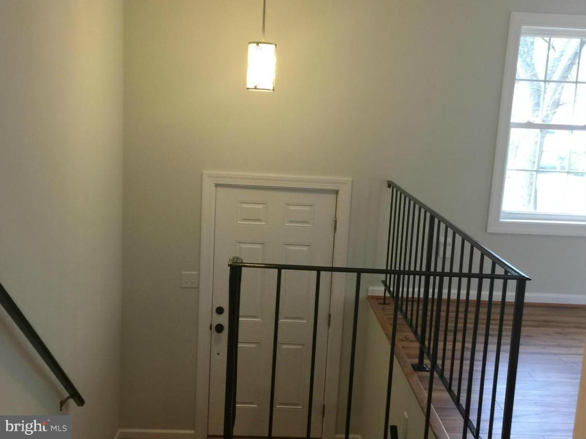 13533 Delaney Road Woodbridge, VA 22193 - Photo 2 of 21 OPEN FOYER