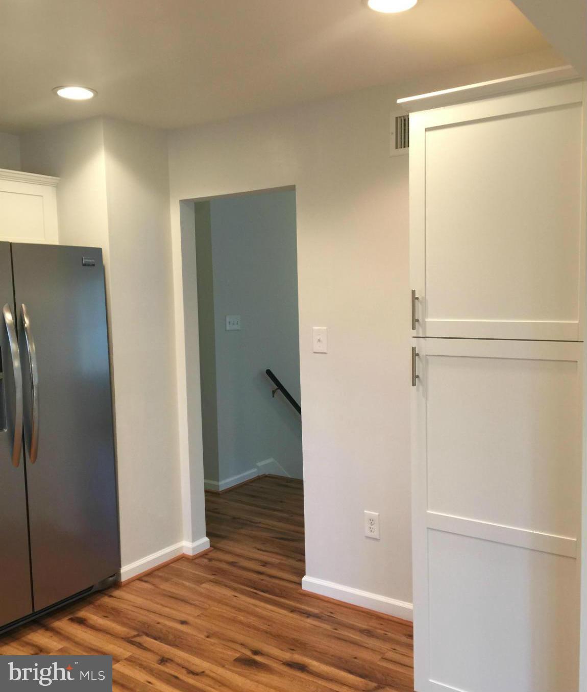 13533 Delaney Road Woodbridge, VA 22193 - Photo 10 of 21 EAT- IN KITCHEN W/ SPACE FOR TABLE