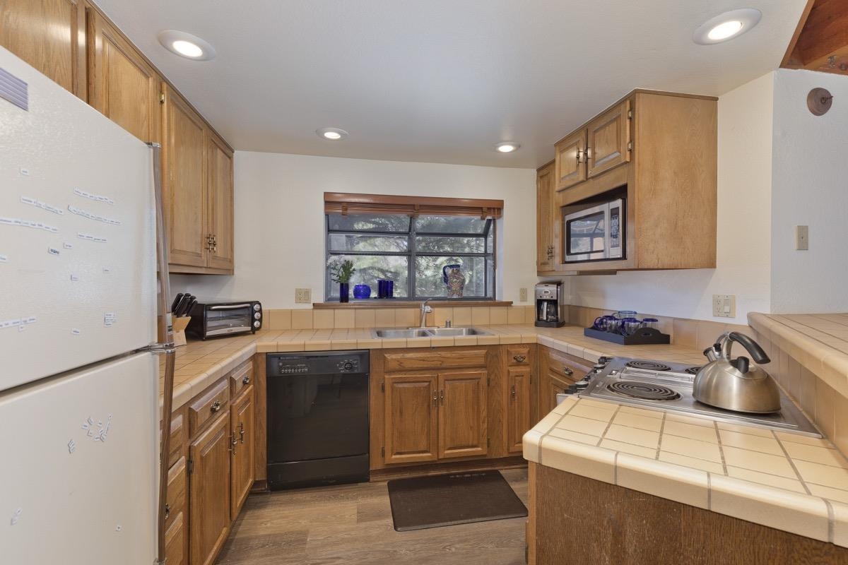 4710 Minaret Road, Unit 84 Mammoth Lakes, CA 93546 - Photo 12 of 37 Gallery Image 12