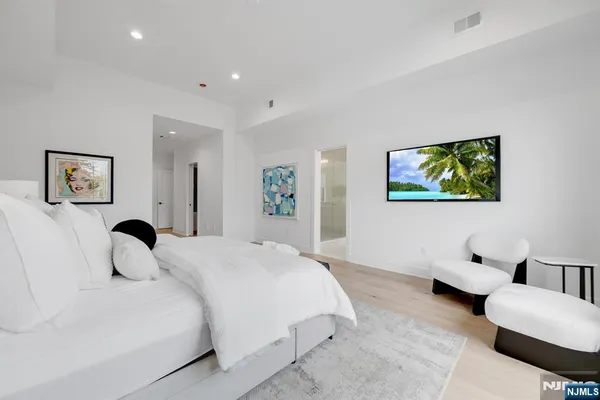 $12,000 | 27 Feldman Court, Paramus, NJ 07652