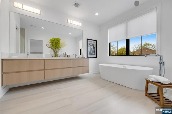 $12,000 | 27 Feldman Court, Paramus, NJ 07652