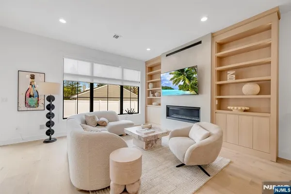 $12,000 | 27 Feldman Court, Paramus, NJ 07652