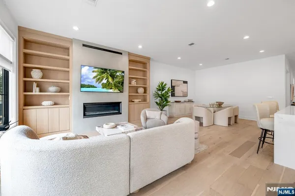 $12,000 | 27 Feldman Court, Paramus, NJ 07652