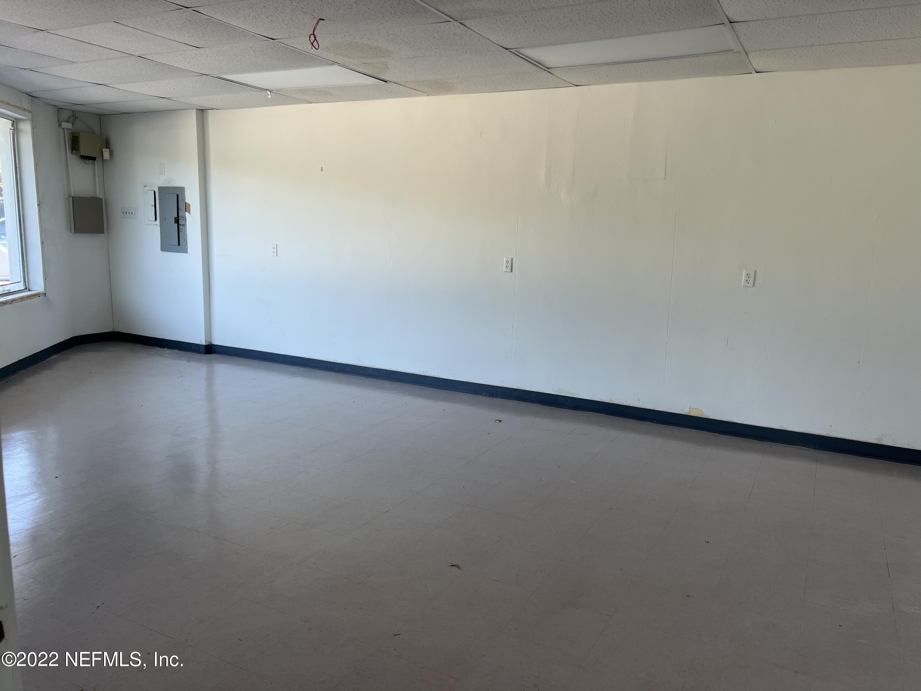 5798 St Augustine Road, Unit 5800 Jacksonville, FL 32207 - Photo 8 of 16 2022-10-07 13.57.15