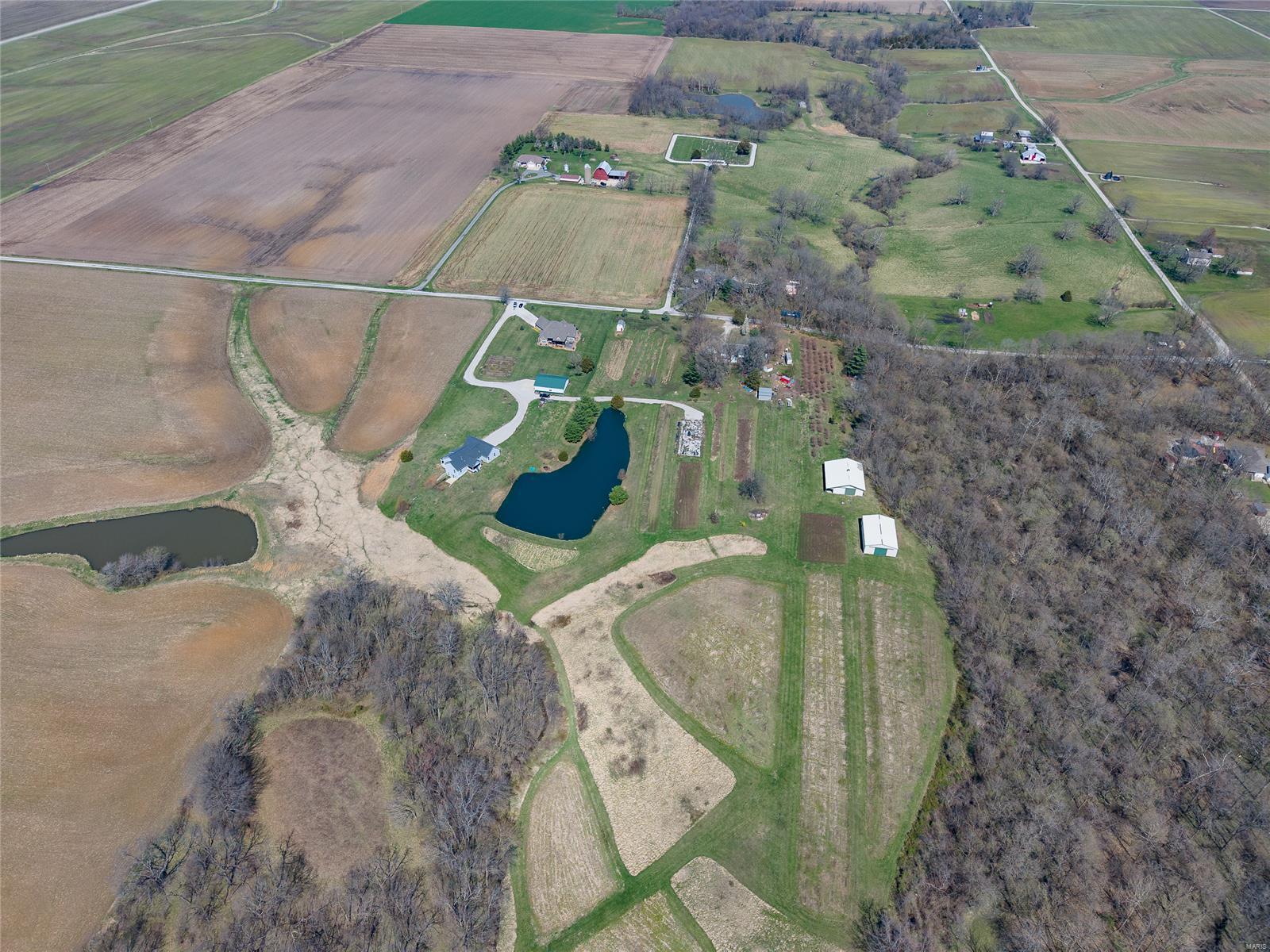 7486 Kerin Road Alhambra, IL 62001 - Photo 16 of 82