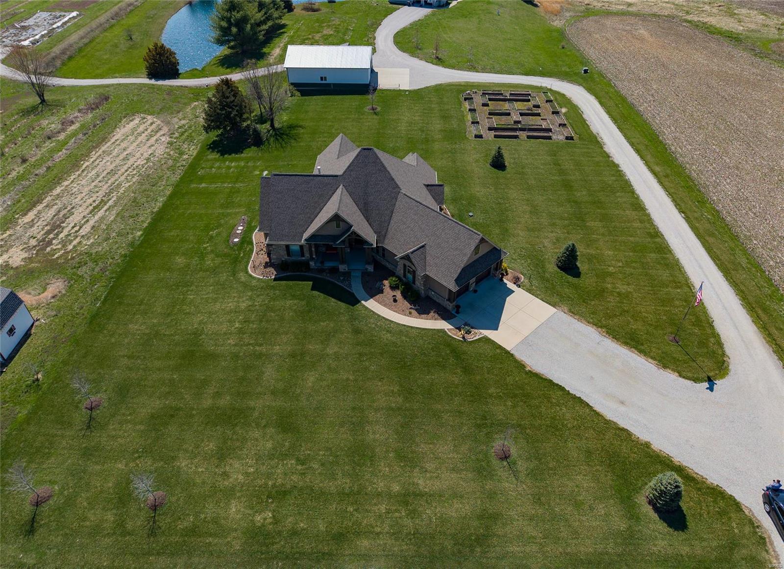 7486 Kerin Road Alhambra, IL 62001 - Photo 9 of 82