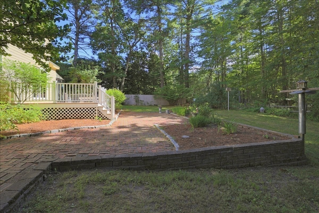69 Hall Street Dunstable, MA 01827 - Photo 35 of 40