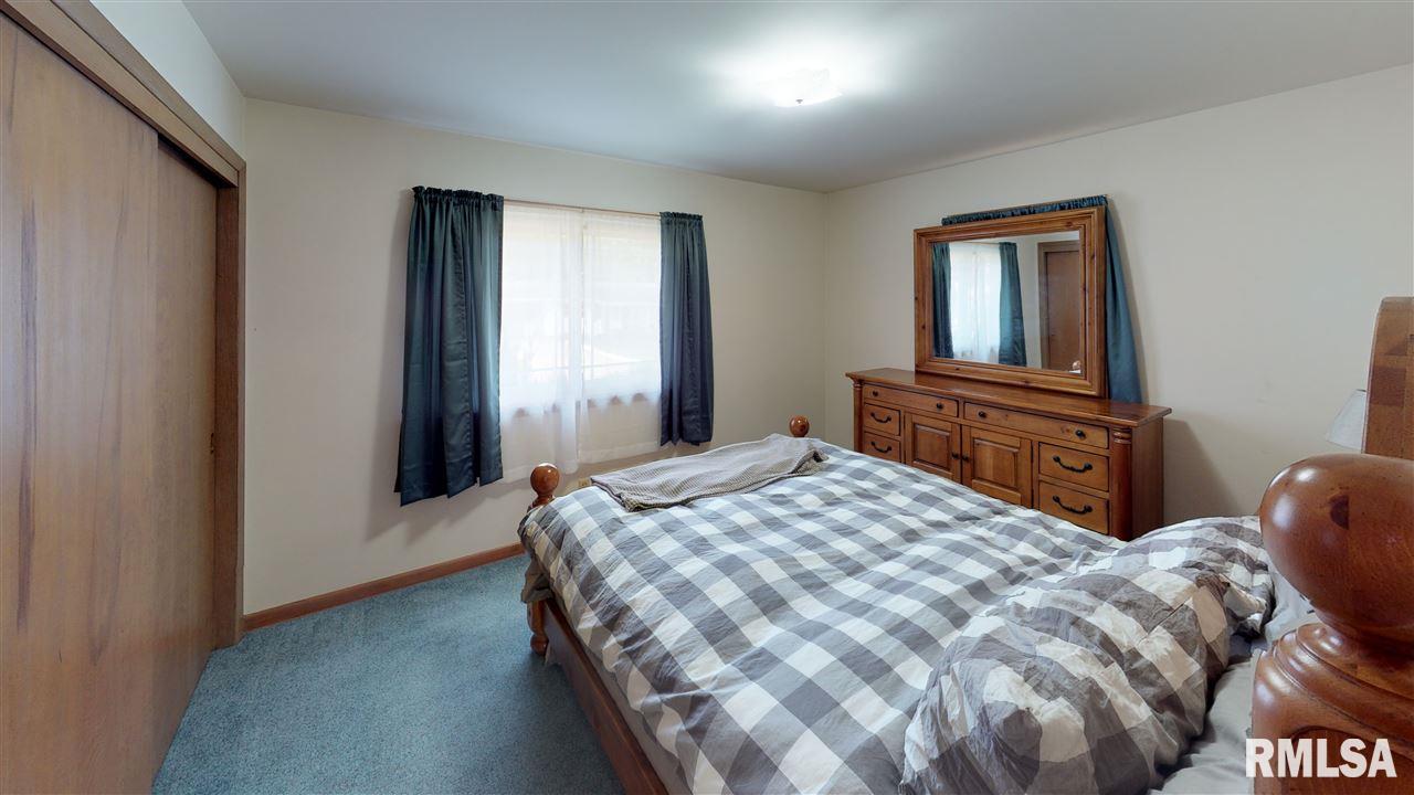700 Highview Drive Clinton, IA 52732 - Photo 11 of 19 Gallery Image 11