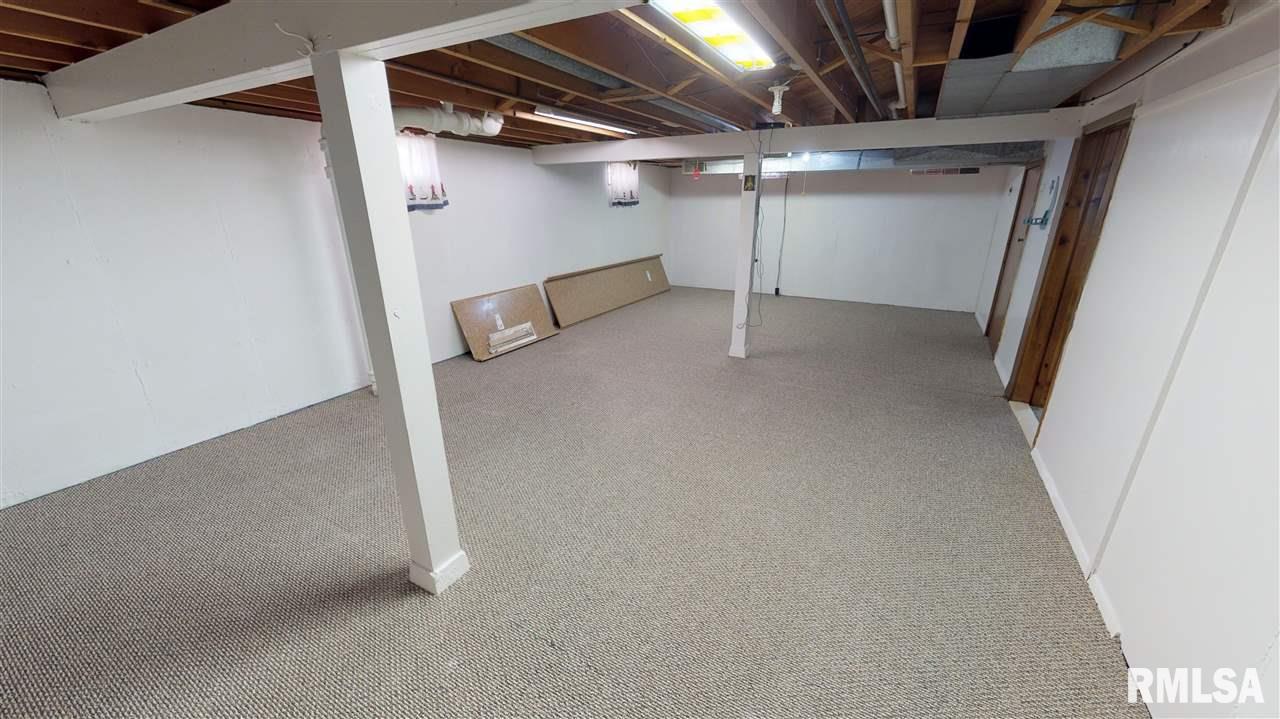 700 Highview Drive Clinton, IA 52732 - Photo 15 of 19 Gallery Image 15
