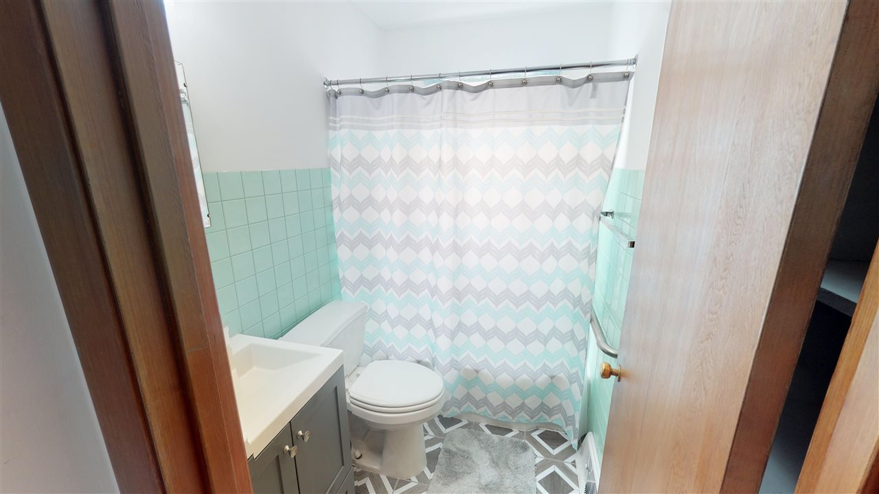700 Highview Drive Clinton, IA 52732 - Photo 10 of 19 Gallery Image 10