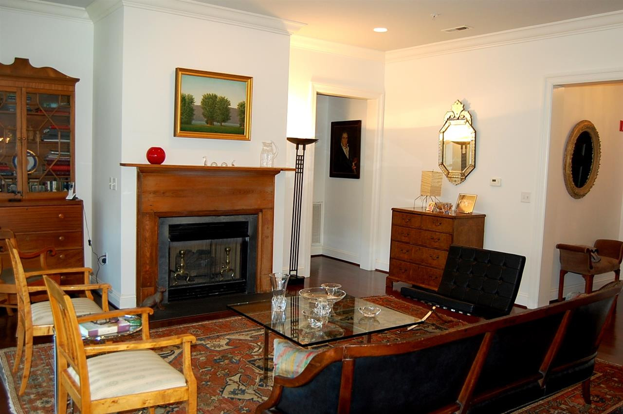 2813 Market Bridge Lane, Unit 305 Raleigh, NC 27608 - Photo 5 of 23 Living Room