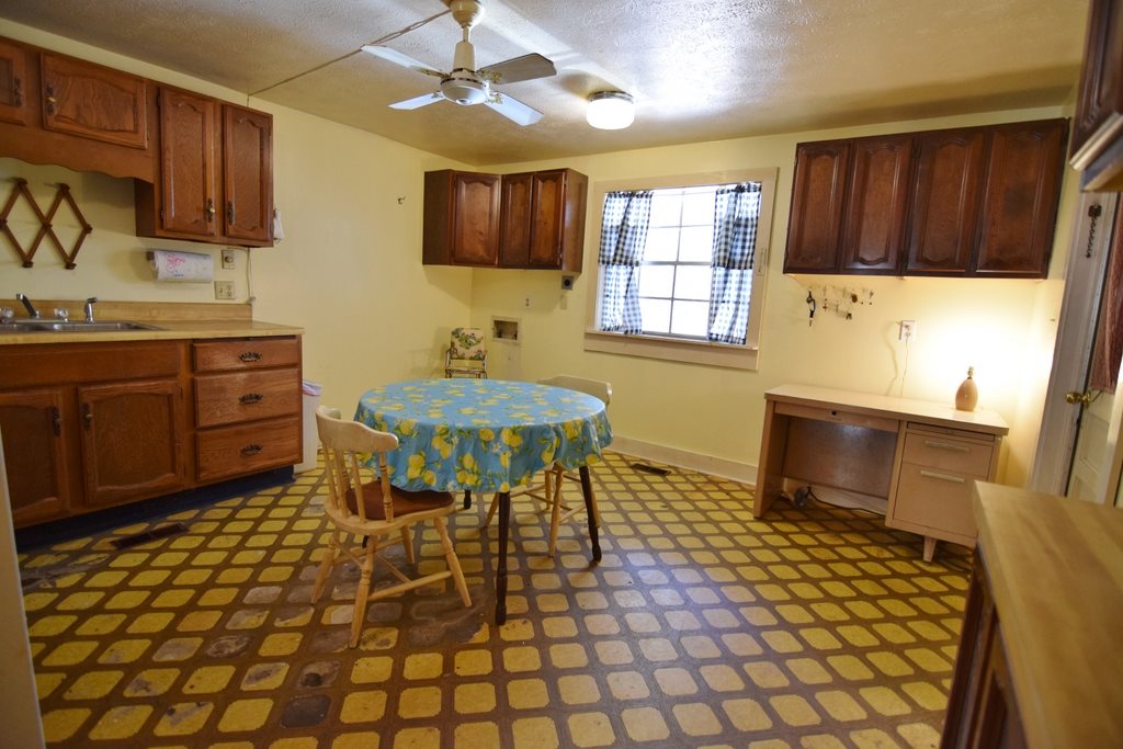 984 Oak Ridge Road East Tallahassee, FL 32305 - Photo 19 of 36