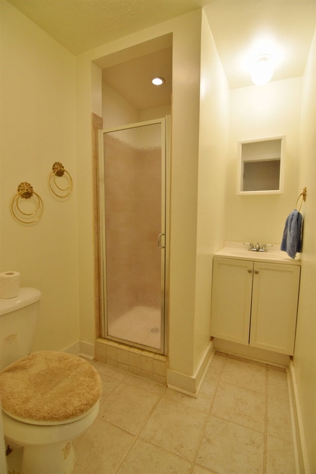 984 Oak Ridge Road East Tallahassee, FL 32305 - Photo 8 of 36