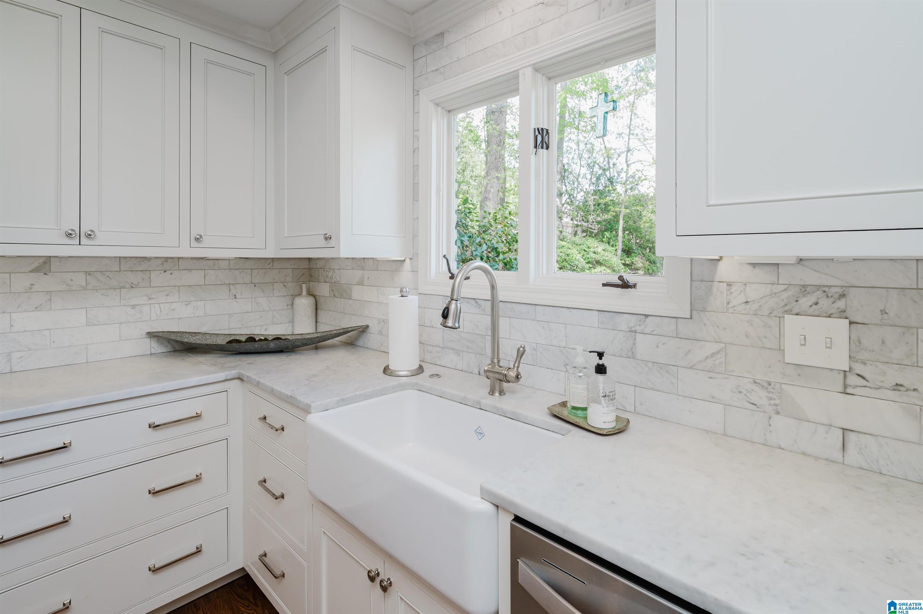 4246 Chickamauga Road Birmingham, AL 35213 - Photo 13 of 63