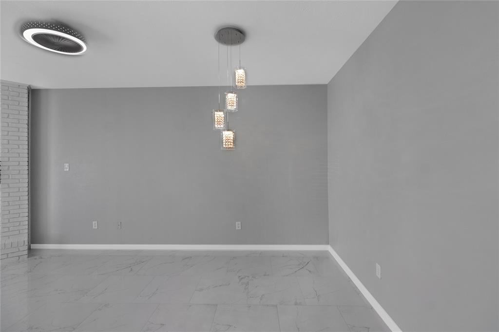 2835 Keller Springs Road, Unit 903 Carrollton, TX 75006 - Photo 7 of 19