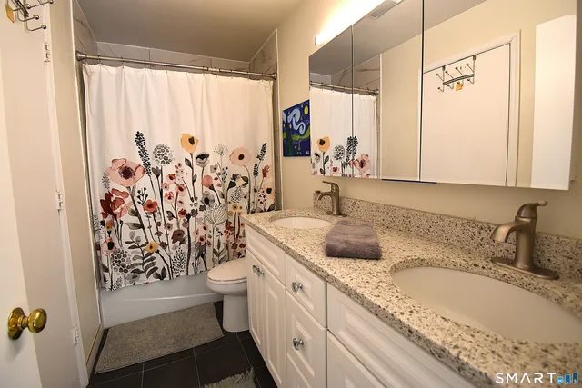 $245,000 | 925 Oronoke Road, Unit 38A, Waterbury, CT 06708