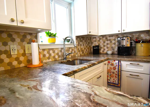 $245,000 | 925 Oronoke Road, Unit 38A, Waterbury, CT 06708