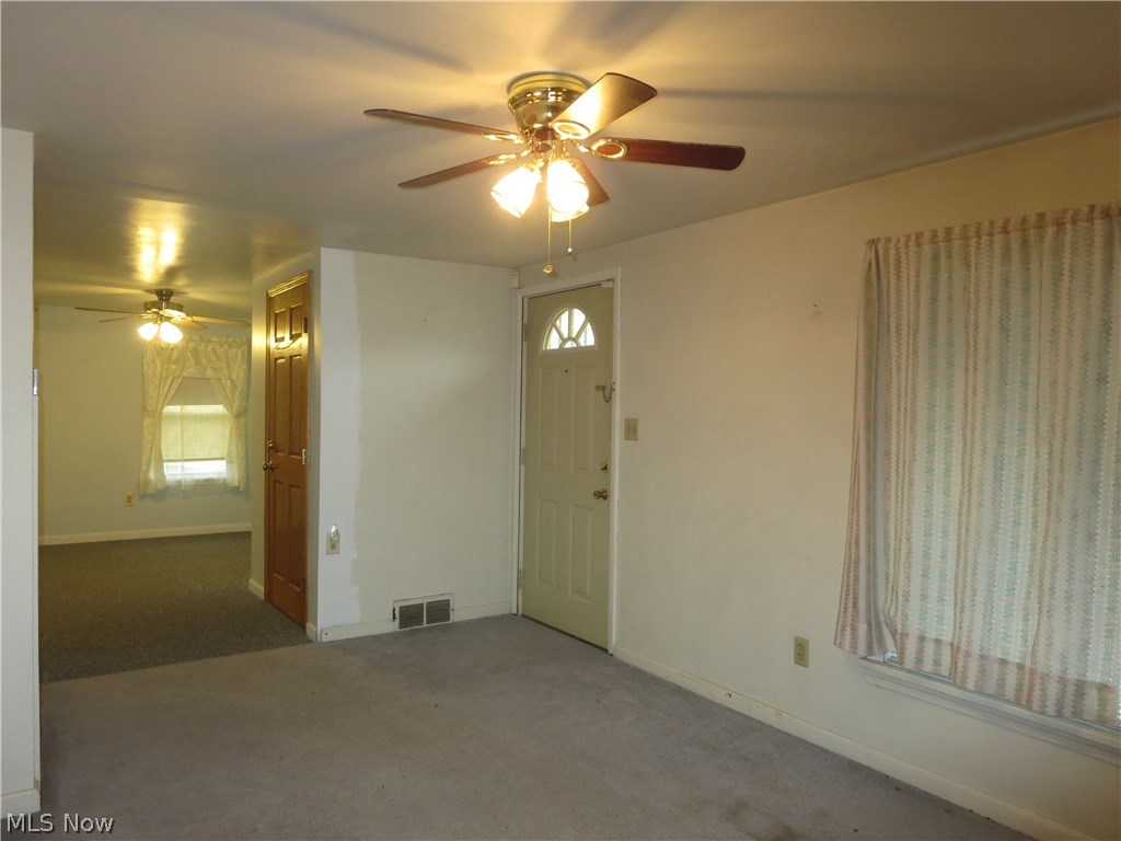4591 Kent Road Kent, OH 44240 - Photo 9 of 30