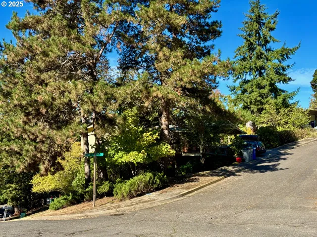 $599,000 | 3790 Onyx Street, Eugene, OR 97405