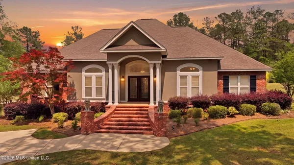 $8,199,000 | 28 West Lake Road, Hattiesburg, MS 39402