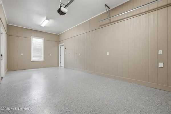 $819,900 | 28 West Lake Road, Hattiesburg, MS 39402