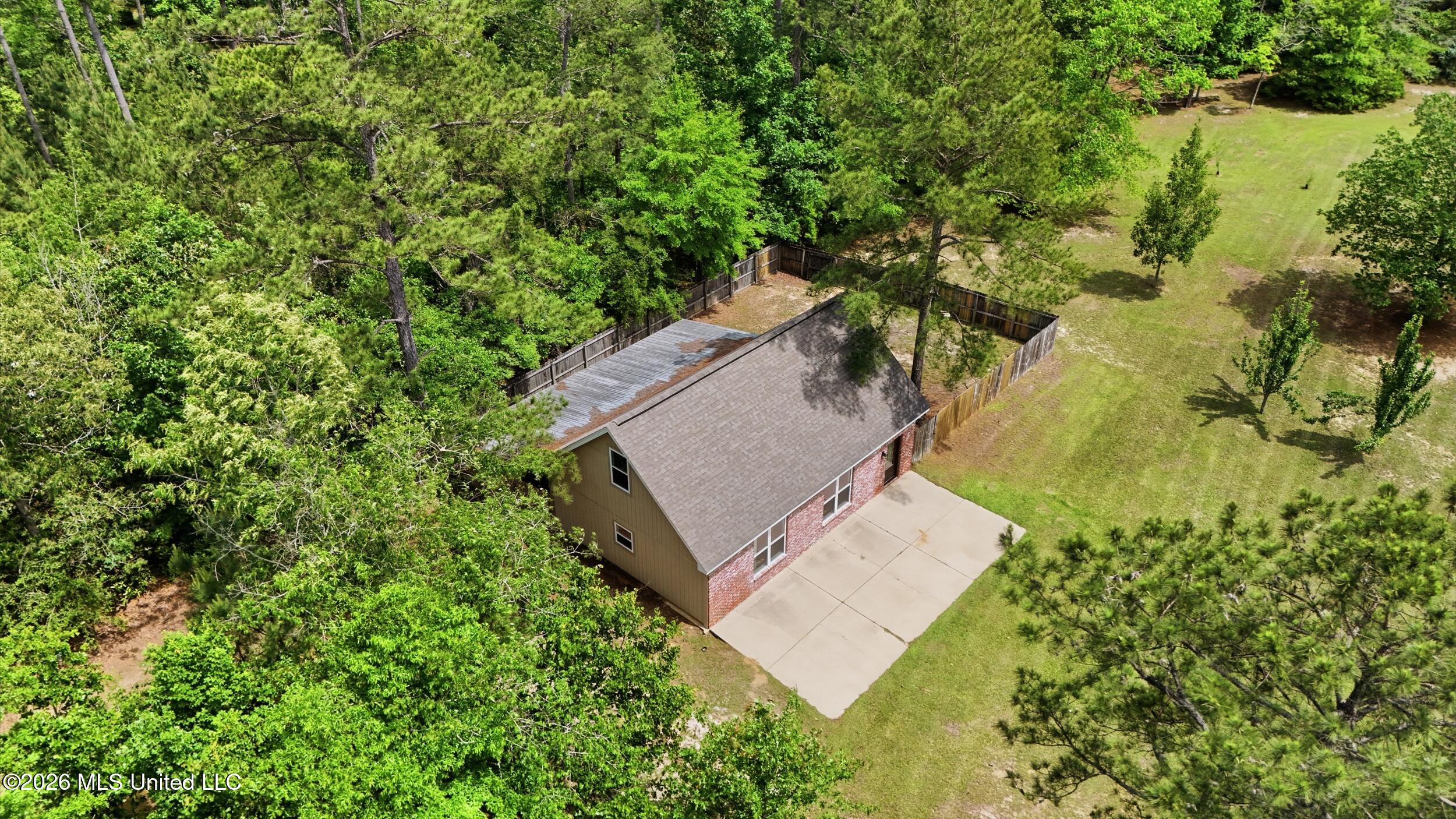 28 West Lake Road Hattiesburg, MS 39402 - Photo 66 of 75 90_dji_20260427141508_0187_d