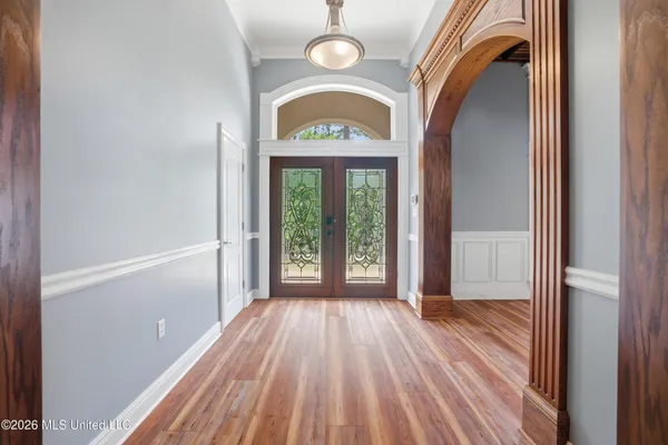 $819,900 | 28 West Lake Road, Hattiesburg, MS 39402