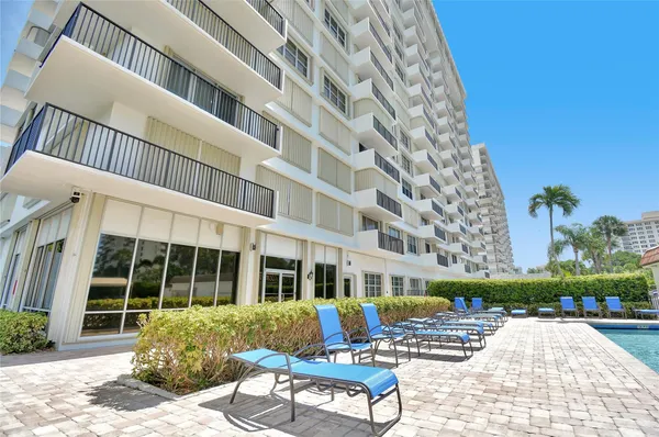 $3,350 | 2121 North Ocean Boulevard, Unit 306W, Boca Raton, FL 33431