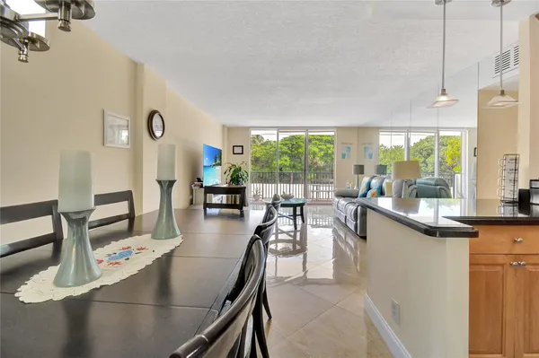 $3,350 | 2121 North Ocean Boulevard, Unit 306W, Boca Raton, FL 33431