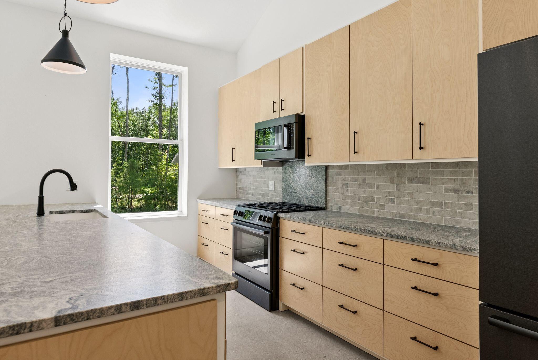 41 Mattie Lane Durham, ME 04222 - Photo 9 of 46 38_DSC08663