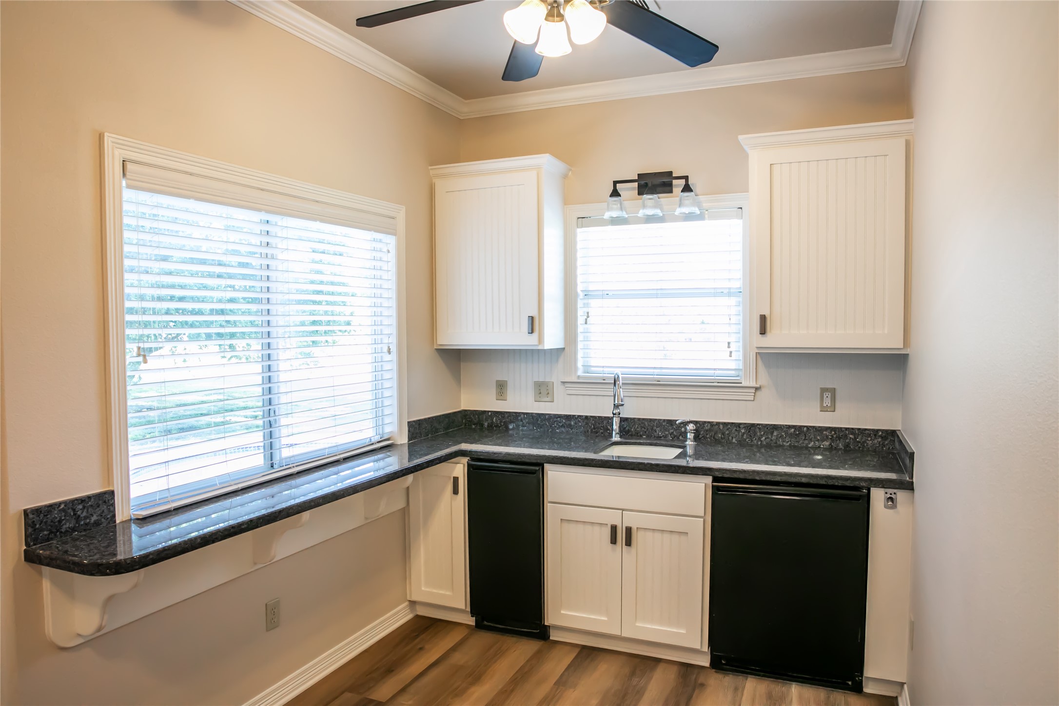 8660 Cedar Hill Road Brenham, TX 77833 - Photo 10 of 45