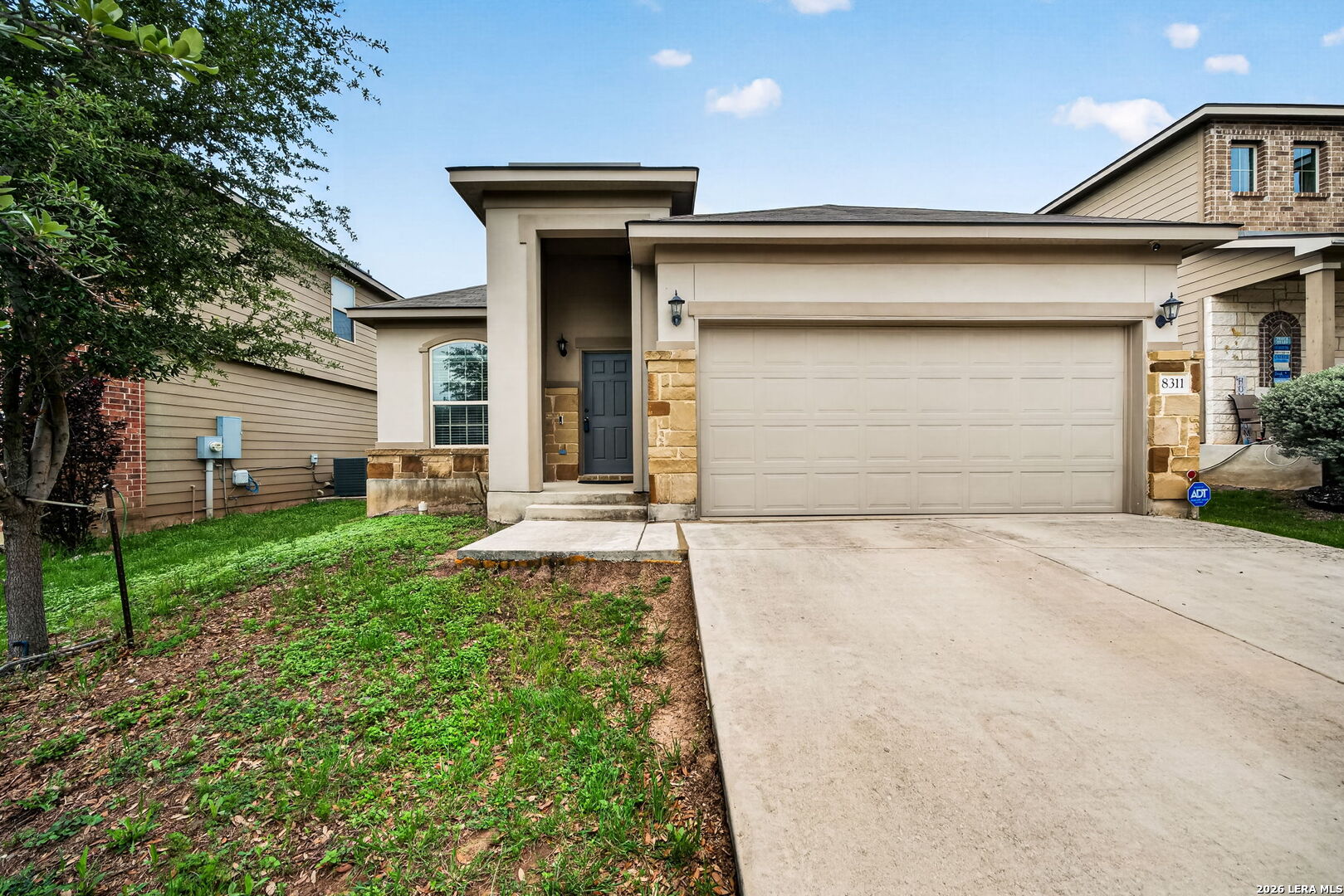 8311 Prickly Oak
