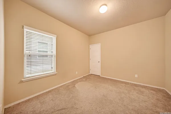 $1,900 | 8311 Prickly Oak, San Antonio, TX 78223