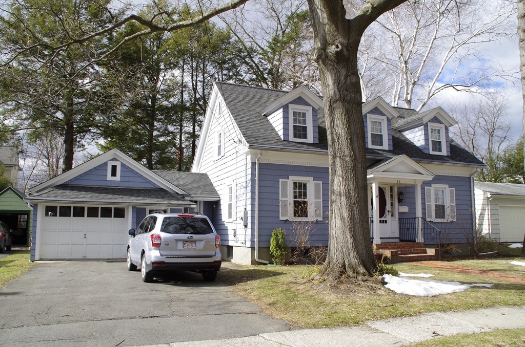 25 Maynard Road Northampton, MA 01060 - Photo 2 of 14 Gallery Image 2