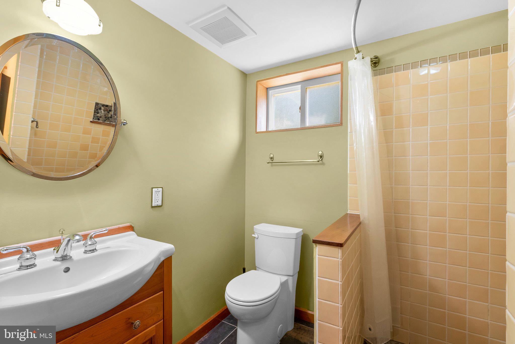 218 St Lawrence Drive Silver Spring, MD 20901 - Photo 40 of 63 Lower level full bath