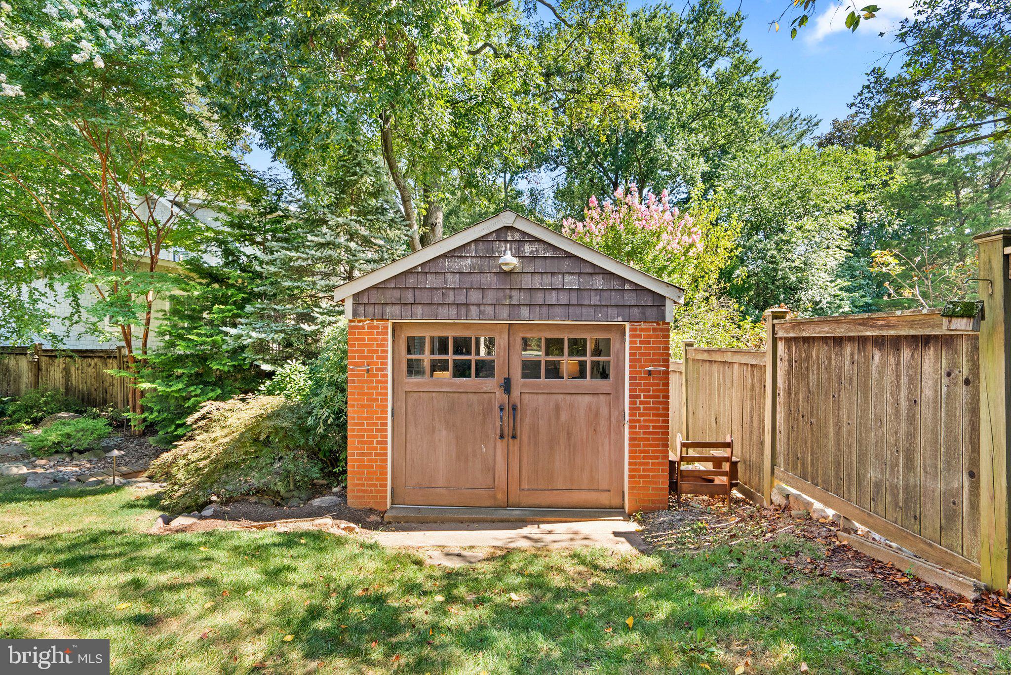 218 St Lawrence Drive Silver Spring, MD 20901 - Photo 53 of 63 Studio space with power and Heat/AC
