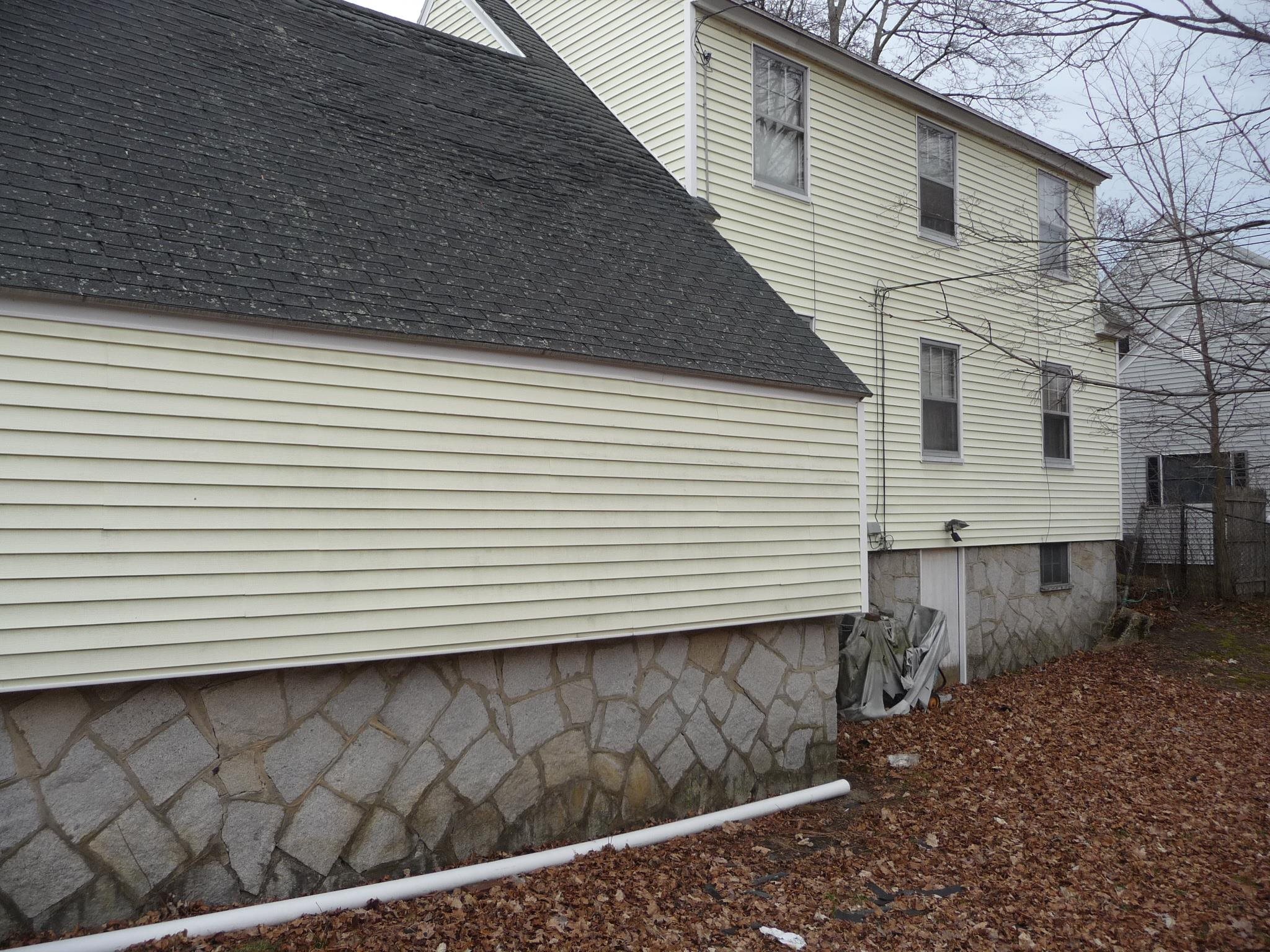 857 Union Street Manchester, NH 03104 - Photo 7 of 30