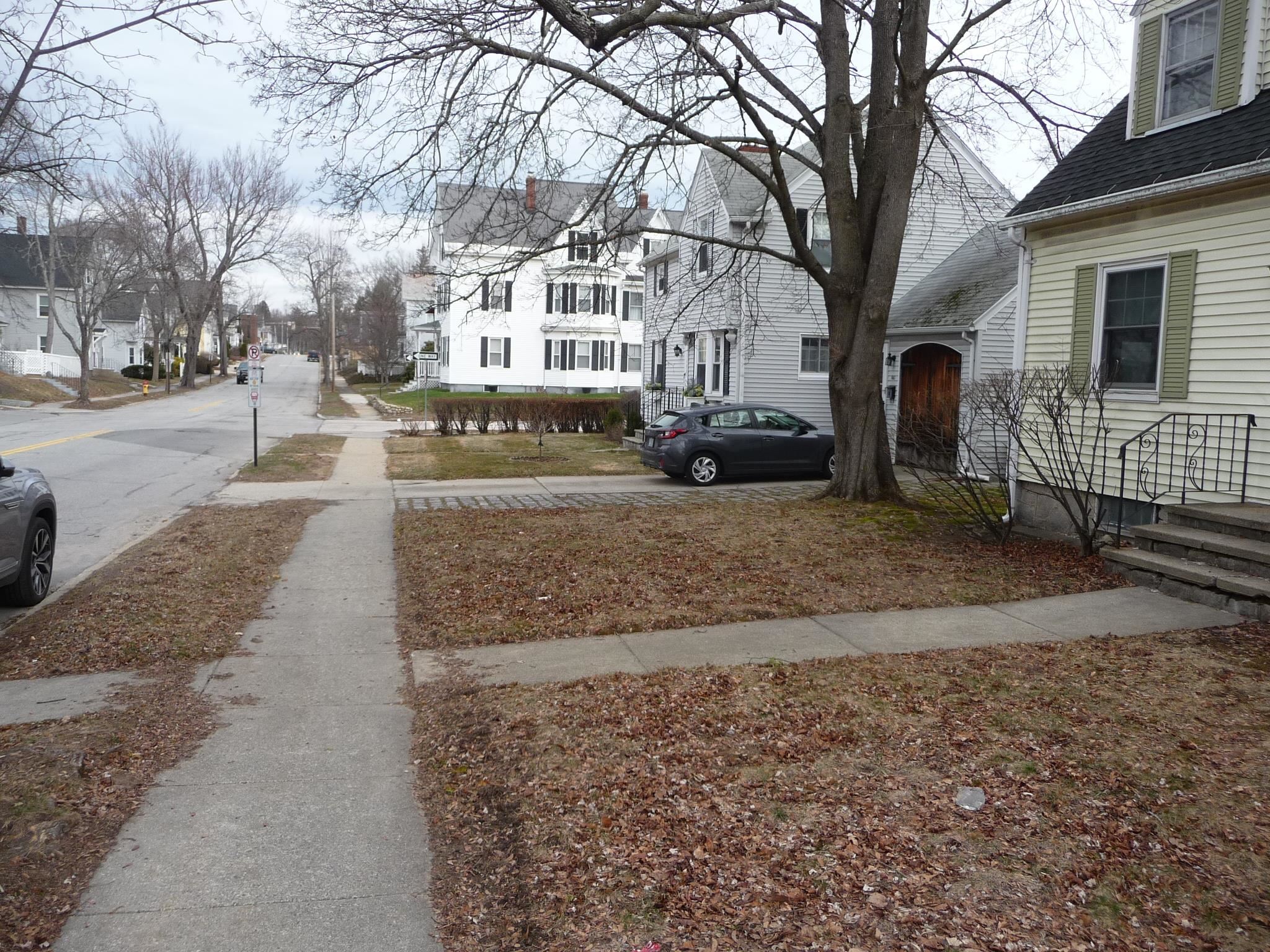 857 Union Street Manchester, NH 03104 - Photo 9 of 30