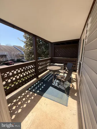 $2,250 | 10002 Oakton Terrace Road, Oakton, VA 22124