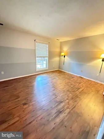 $2,250 | 10002 Oakton Terrace Road, Oakton, VA 22124