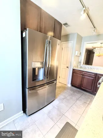 $2,250 | 10002 Oakton Terrace Road, Oakton, VA 22124