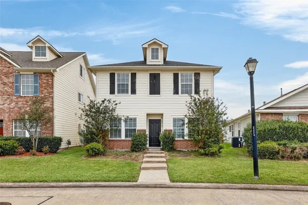 $2,000 | 20747 Settlers Lake Circle North, Katy, TX 77449