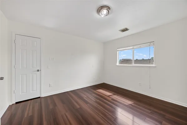 $2,000 | 20747 Settlers Lake Circle North, Katy, TX 77449