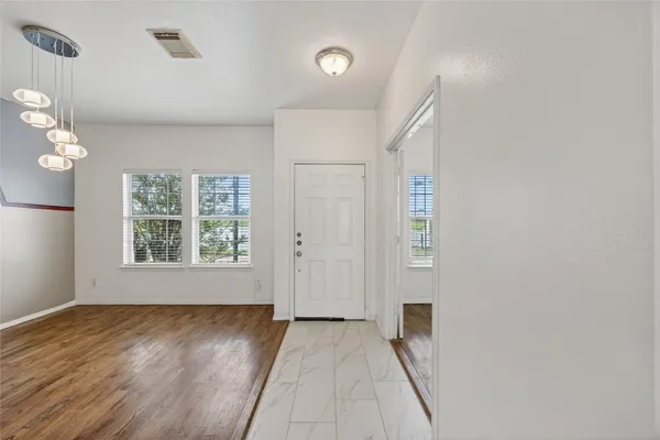 $2,000 | 20747 Settlers Lake Circle North, Katy, TX 77449