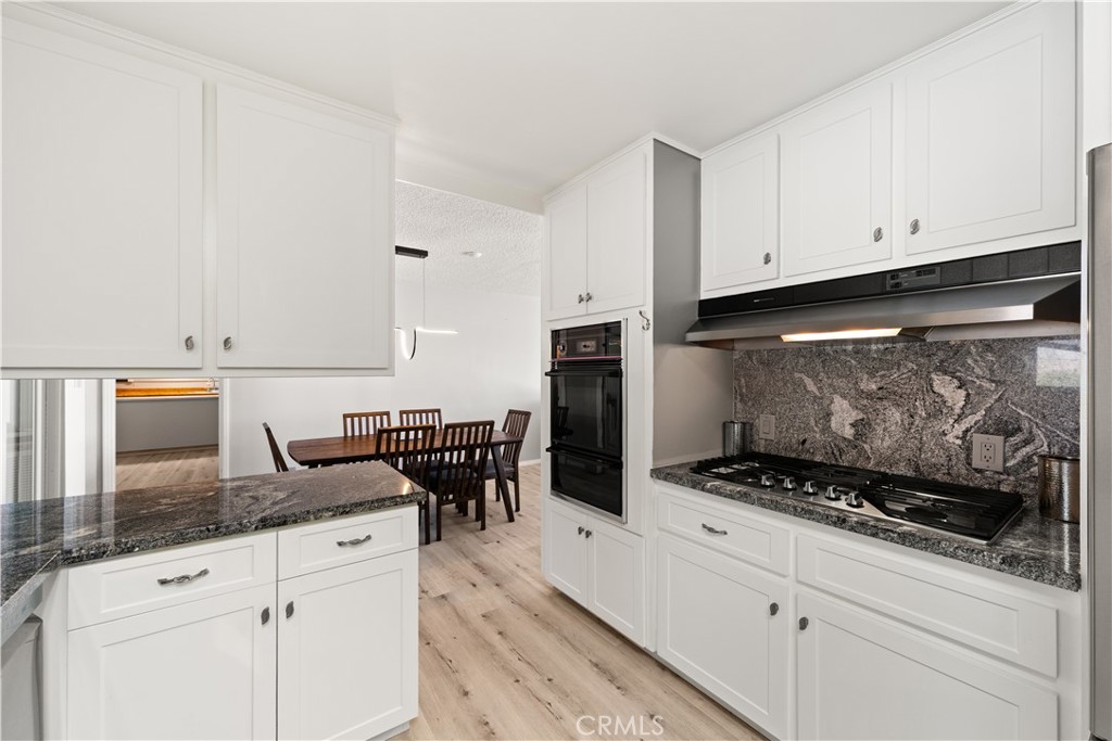 15103 Kinai Road Apple Valley, CA 92307 - Photo 13 of 38