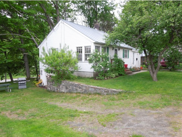 46 Airport Road Hartford, VT 05001 - Photo 1 of 1 Gallery Image 1