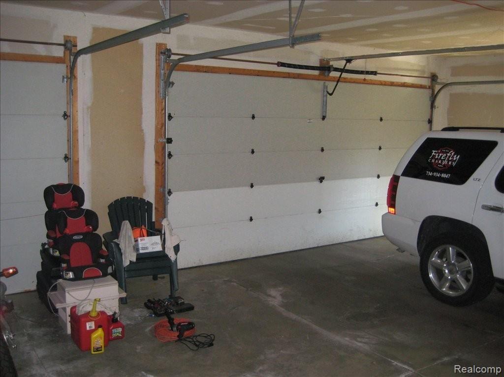 8984 Bridge Road Grosse Ile, MI 48138 - Photo 24 of 24 GARAGE