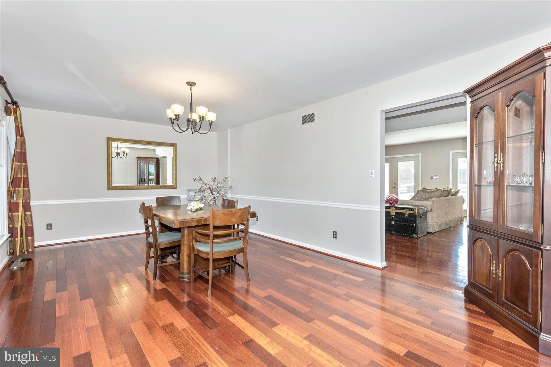 6650 Wind Ridge Road Mount Airy, MD 21771 - Photo 9 of 30 Spacious Dining Room